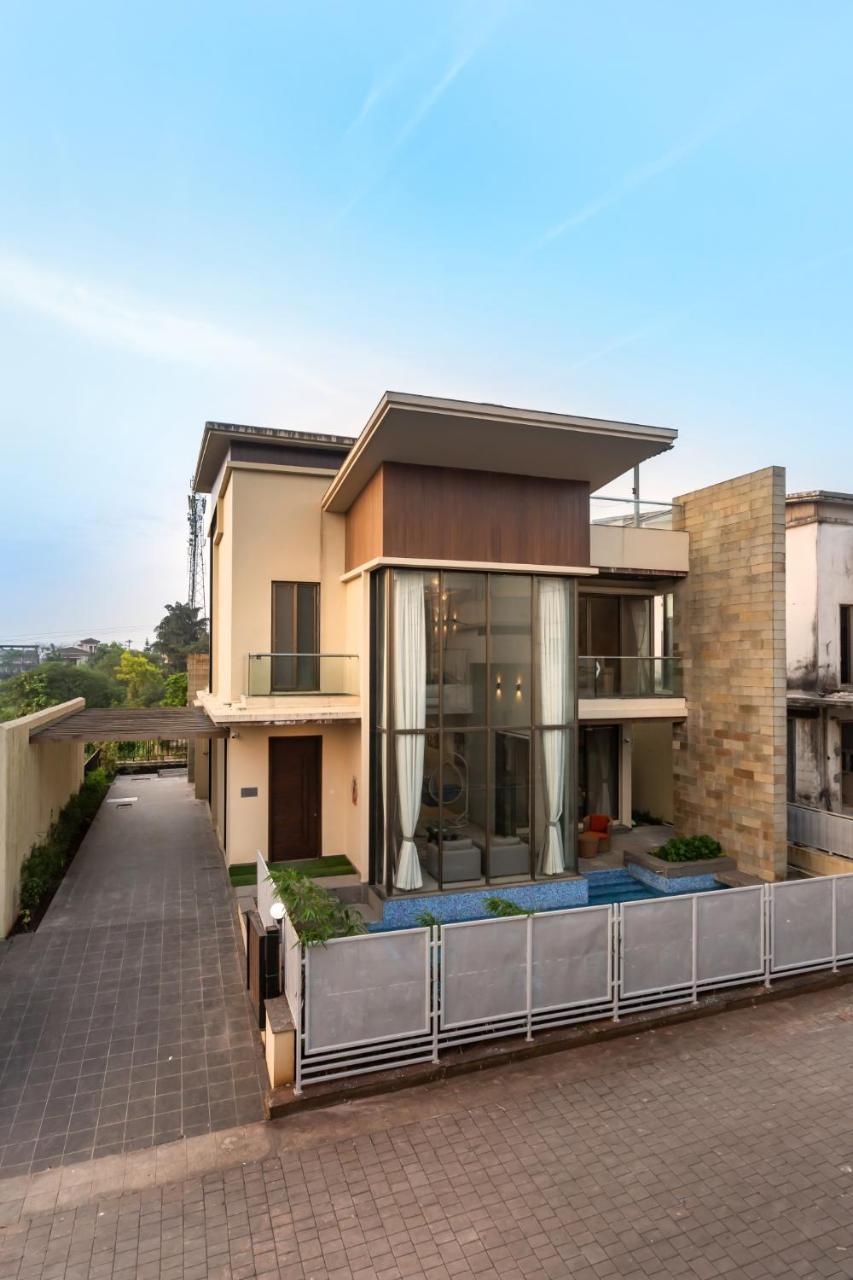 Saffronstays Aspen, Lonavala - Luxury Pool Villa With Games And Tv Room Near Bhushi Dam Exterior foto